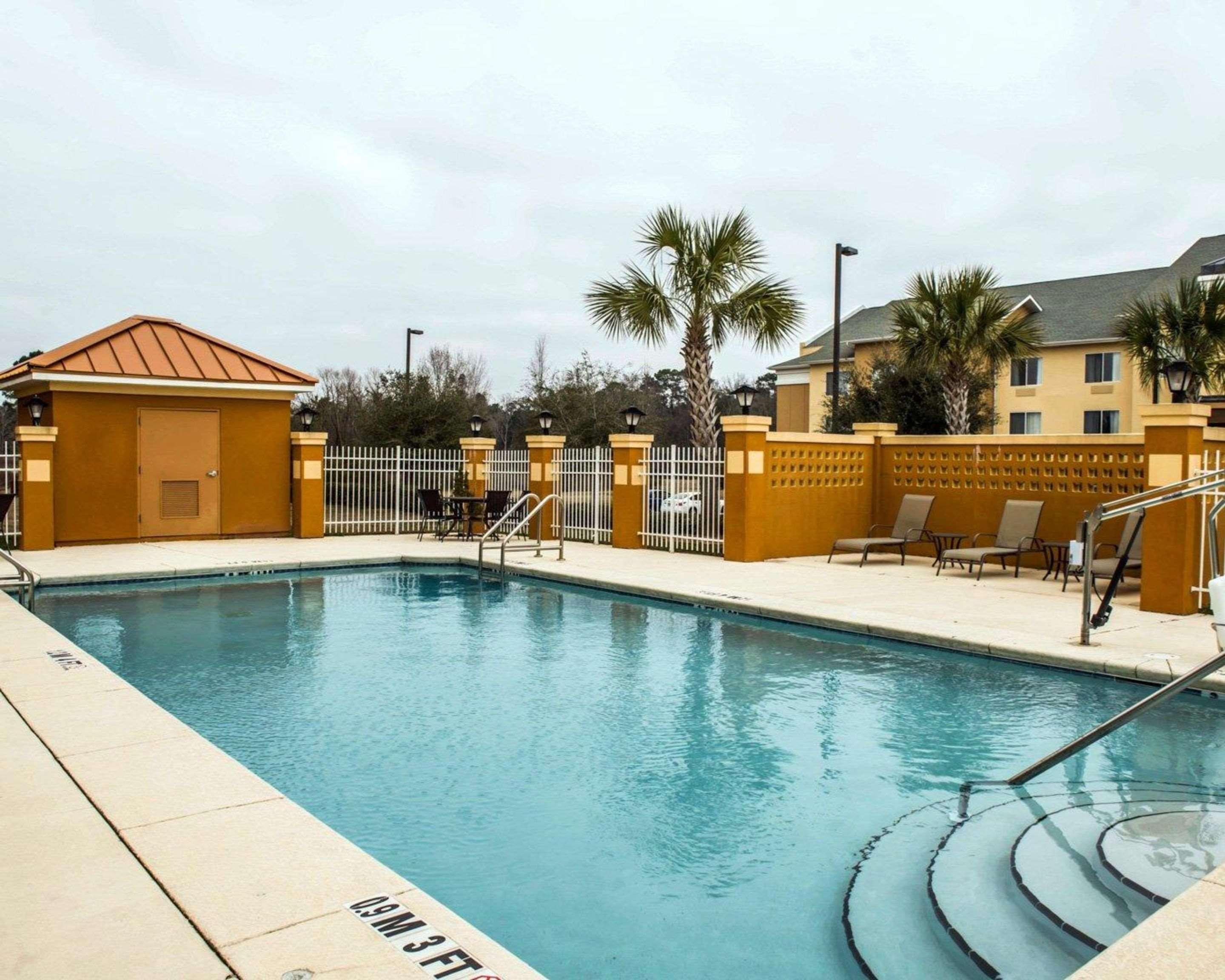 Comfort Inn & Suites Marianna I-10 Экстерьер фото