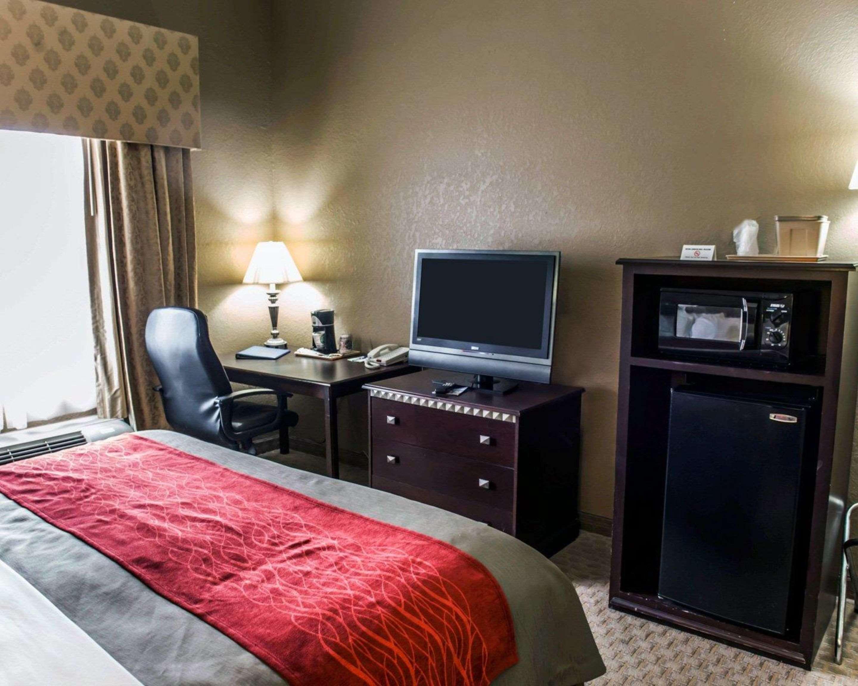 Comfort Inn & Suites Marianna I-10 Экстерьер фото