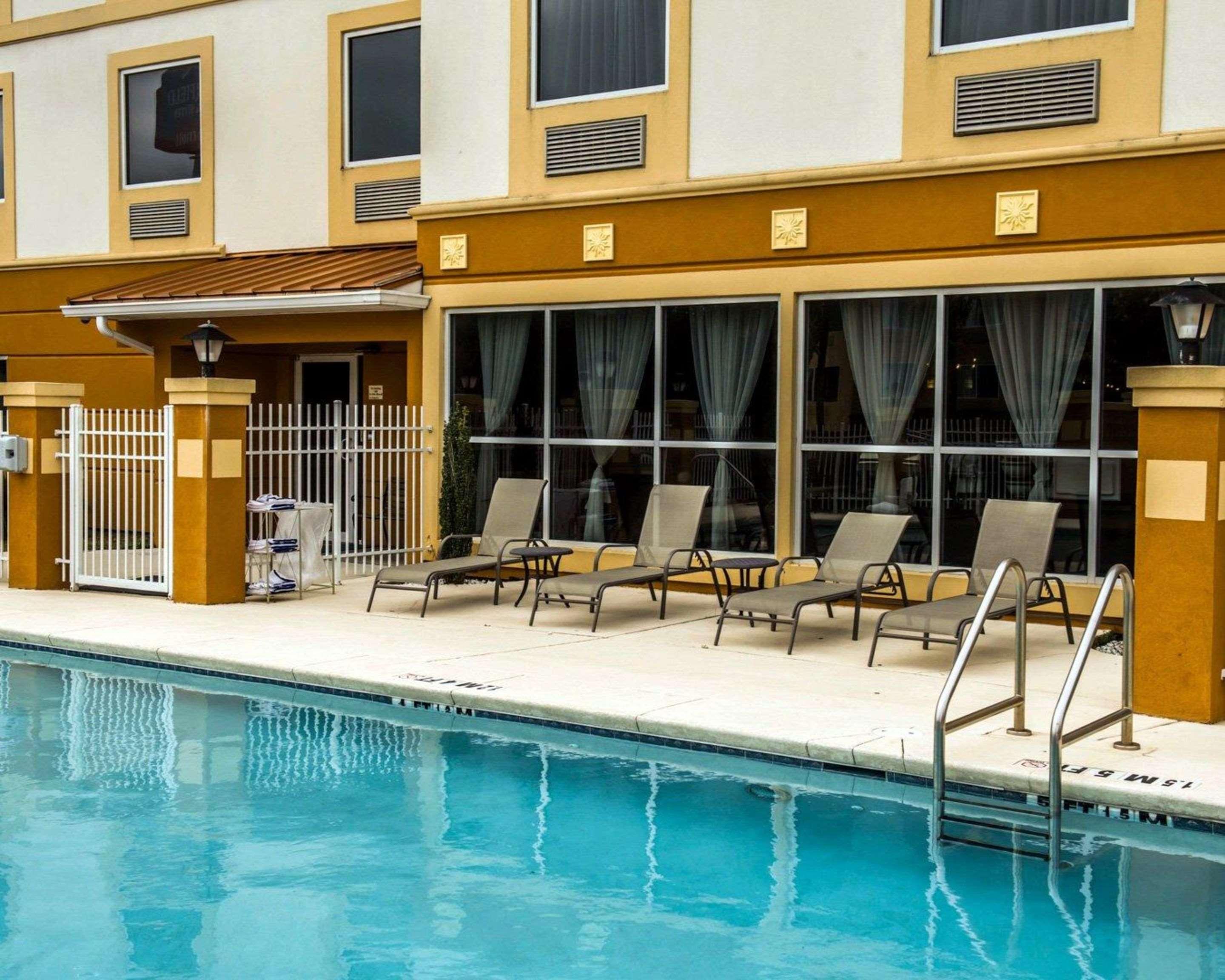 Comfort Inn & Suites Marianna I-10 Экстерьер фото